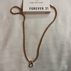 Forever 21 jewelry necklace